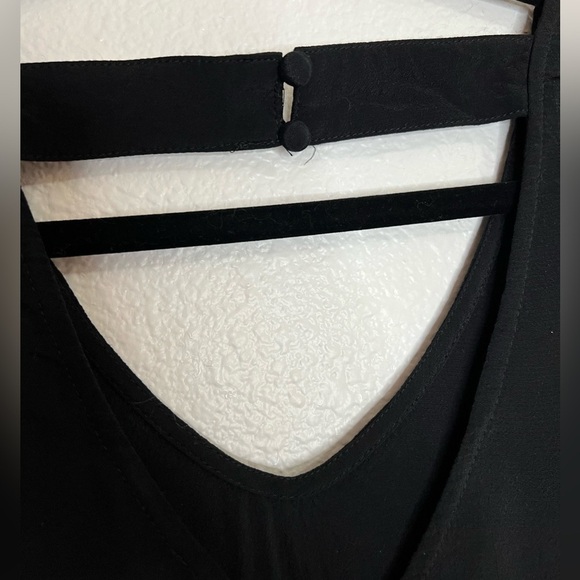 ASTR Embroidered Top - Picture 6 of 6